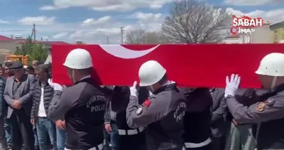 Trafik kazasında hayatını kaybeden polis memuru toprağa verildi | Video
