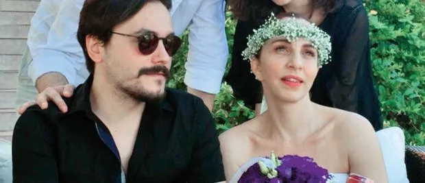 Sertab Erener ile Emre Kula evlendi
