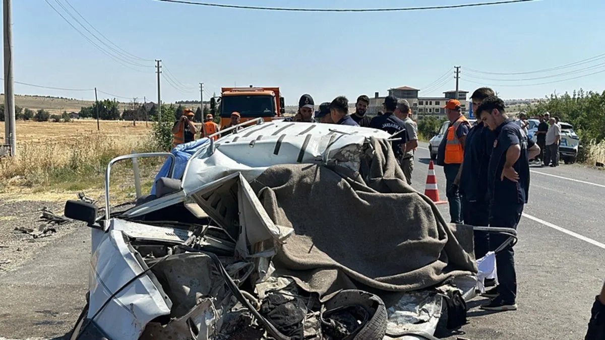 Uşak’ta feci kaza: Baba-kız hayatını kaybetti!