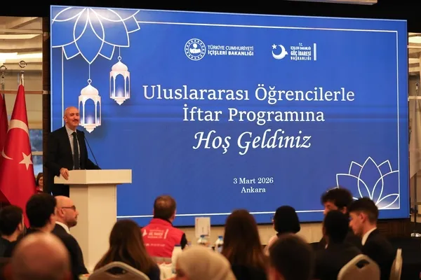 goc-idaresi-baskanligi-uuluslararasi-ogrencilerle-iftar-yemeginde-bir-araya-geldi-1772637626014.jpg