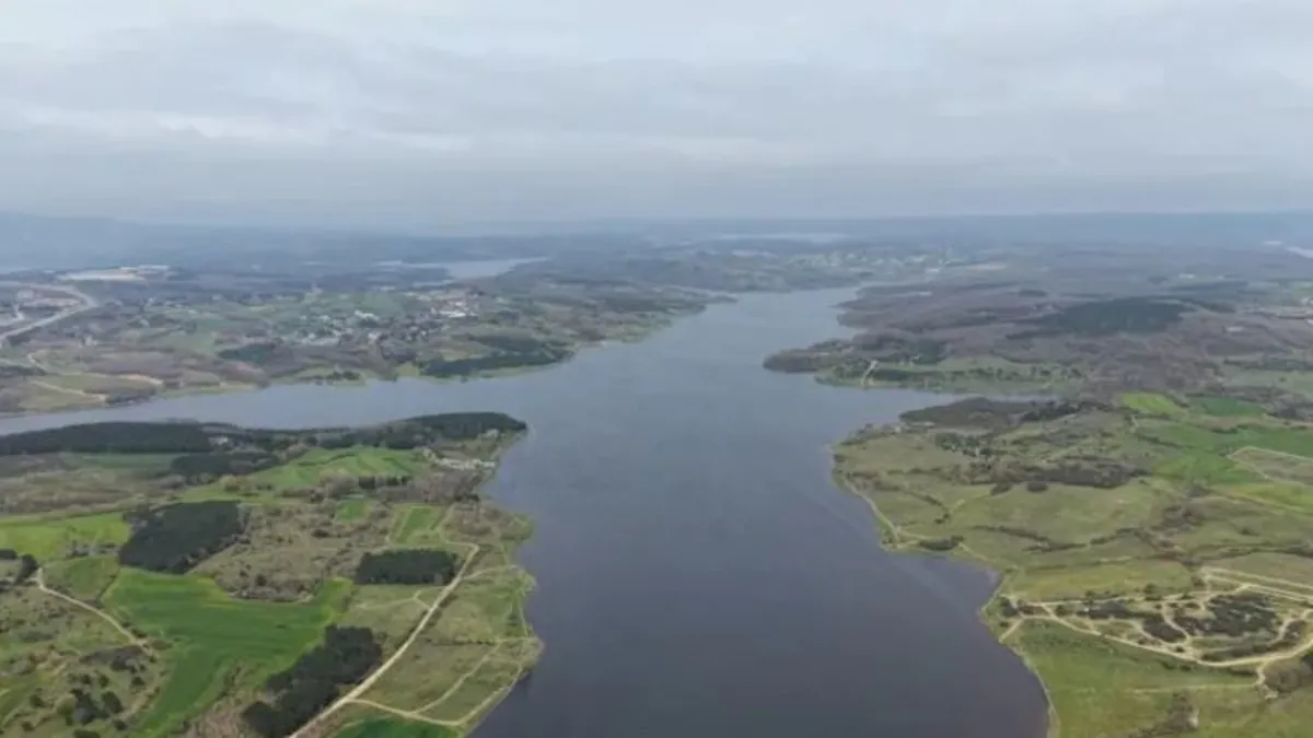 Son yağışlarla birlikte İstanbul’da barajlar doldu! Doluluk oranı yüzde 70’i aştı Son yağışlarla birlikte İstanbul’da barajlar doldu! Doluluk oranı yüzde 70’i aştı