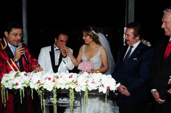 Erol Köse evlendi