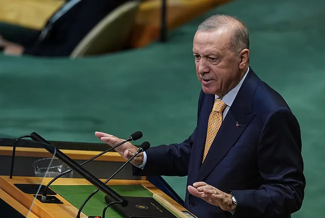 baskan-erdoganin-konusmasi-sosyal-medyada-gundem-oldu-adaletin-sesi-erdogan-etiketi-zirvede-1790100456724.jpg Başkan Erdoğan'ın konuşması sosyal medyada gündem oldu: