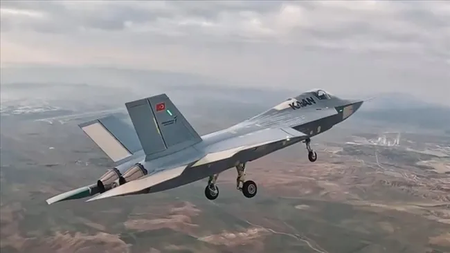 ingiliz-basinindan-carpici-iddia-suudi-arabistanin-kaan-istegi-trump-yonetimini-rahatsiz-etti-1771339813191.jpg İngiliz basınından çarpıcı iddia: Suudi Arabistan’ın KAAN isteği Trump yönetimini rahatsız etti!