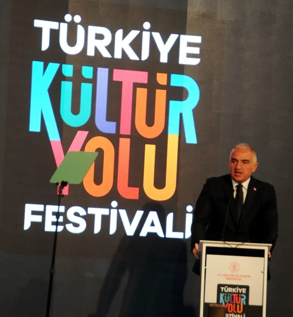 turkiye-kultur-yolu-festivalinin-dorduncusu-adanada-portakal-cicegi-karnavali-ile-birlikte-baslayacak-1711361979351.jpg