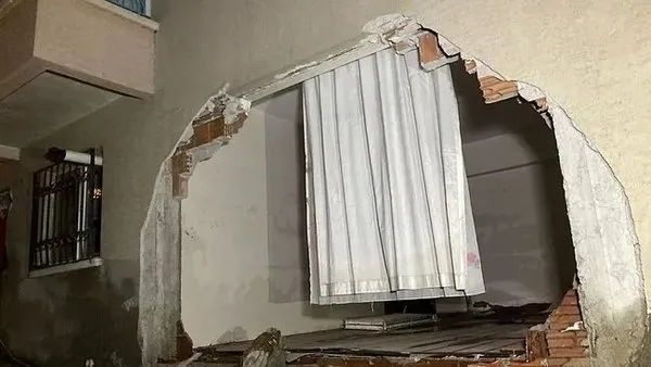 CHP’li başkandan skandal sözler! Hem afet yönetiminde sınıfta kaldı hem kadın muhtarı azarladı