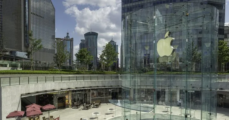 Apple, çalışma koşullarını eleştiren ve suçlayan kişinin işine son verdi