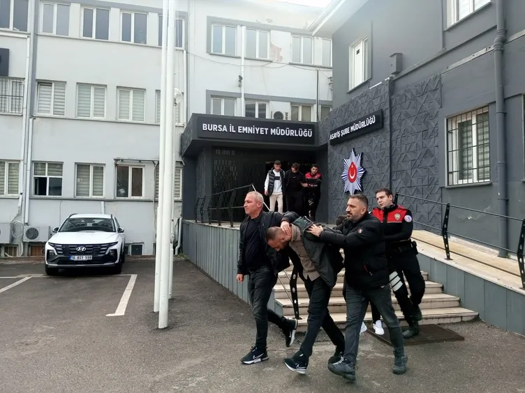 Bursa’daki silahlı saldırıda başından vurulmuştu: 4 kişi adliyeye sevk edildi