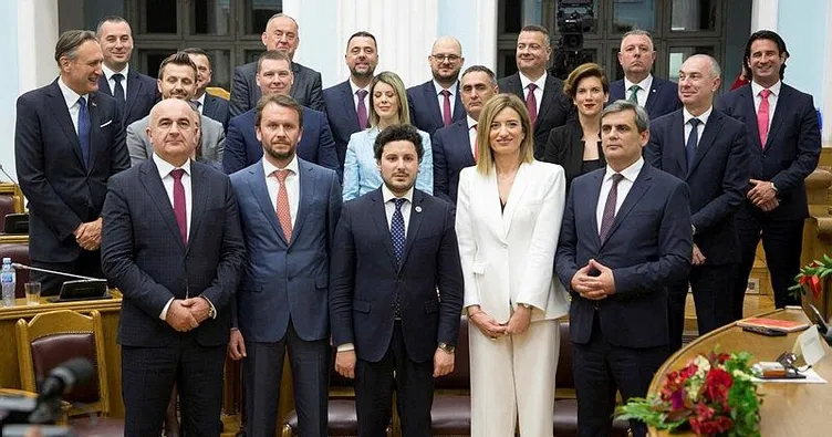 Karadağ’da yeni hükümet kuruldu