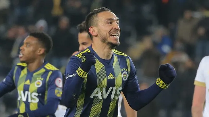 Erol Bulut neşteri vurdu! Fenerbahçe’de 7 ayrılık