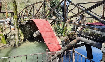 Sakarya’da dere üzerindeki asma köprü çöktü: 2 yaralı #sakarya