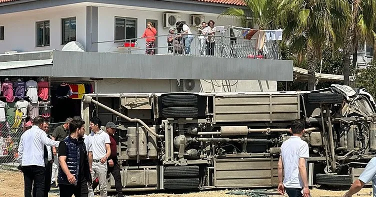 Antalya’da feci kaza: 29 yaralı