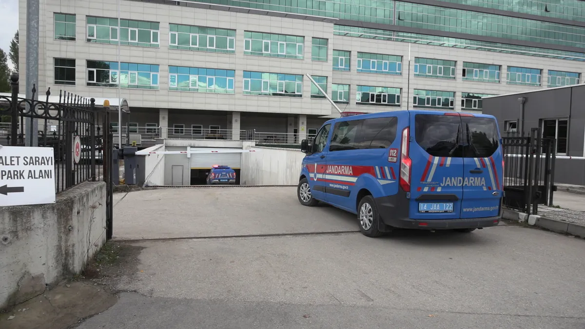 Bolu Belediyesi'ne yönelik zimmet operasyonu: 6 şüpheli adliyede!