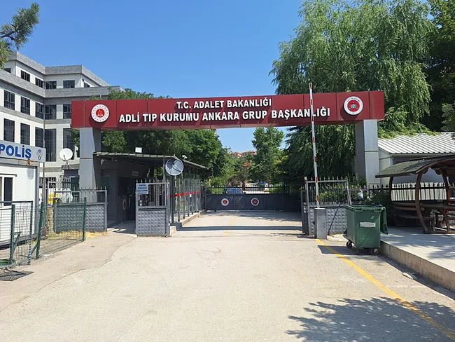 son-dakika-cikan-kavgada-babasi-tarafindan-oldurulmustu-mehmet-berkay-asik-topraga-verildi-1783170458979.jpeg