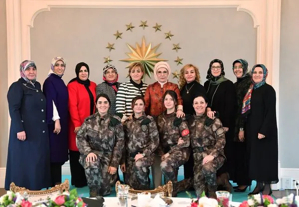 Emine Erdoğan, Özel Harekat personeli eşlerini yemekte ağırladı