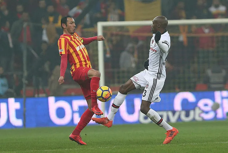 Erman Toroğlu: Hakem maçın içine doğradı