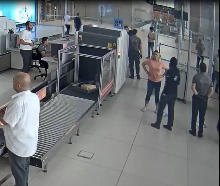 İç çamaşırına saklamış: Tam 30 milyon lira değerinde...