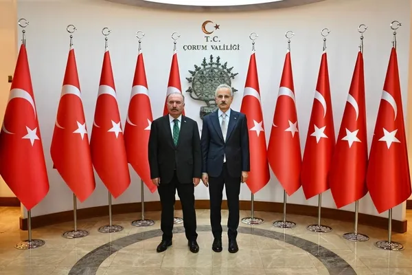 bakan-uraloglu-kirkdilim-tunellerini-acti-corumu-karadenizden-akdenize-hizli-trenle-turkiyenin-kalbine-bagliyo-1777562598155.jpg Bakan Uraloğlu Kırkdilim tünellerini açtı: “Çorum’u Karadeniz’den Akdeniz’e, Hızlı trenle Türkiye’nin kalbine bağlıyoruz”