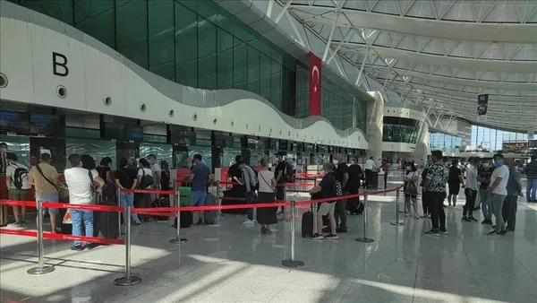 bakan-uraloglu-tarih-verdi-esenboga-havalimani-metrosunun-ihalesi-30-haziranda-gerceklestirilecek-1779445628224.jpg