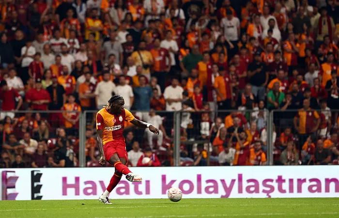 son-dakika-galatasaraydan-rennes-ile-gollu-prova-muthis-macta-kazanan-yok-1785701788697.jpeg