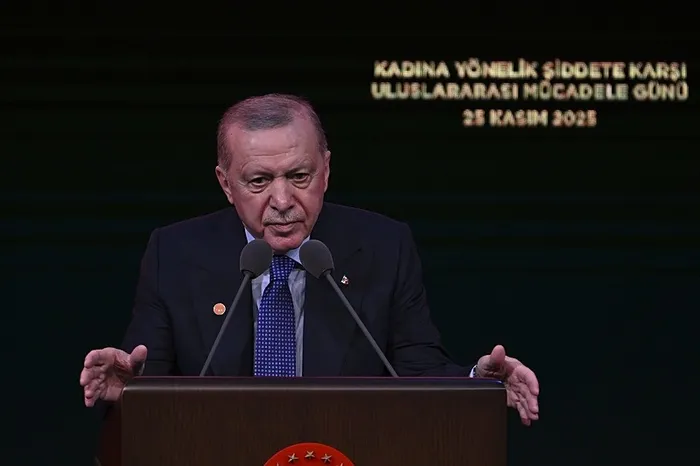 Başkan Erdoğan: Kadına ve çocuğa yönelik şiddet insanlık suçudur