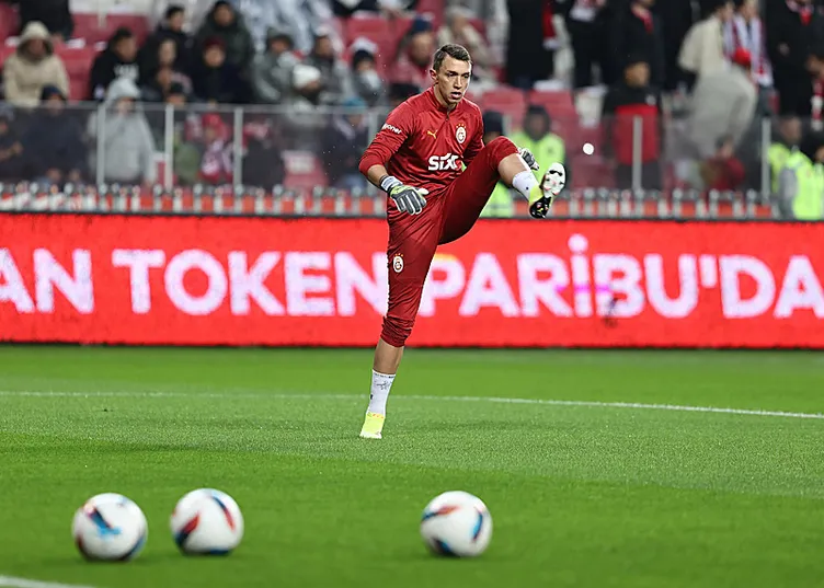 Galatasaray’ın bitmek bilmeyen aşkı! Yıldız futbolcu tercihini yaptı...
