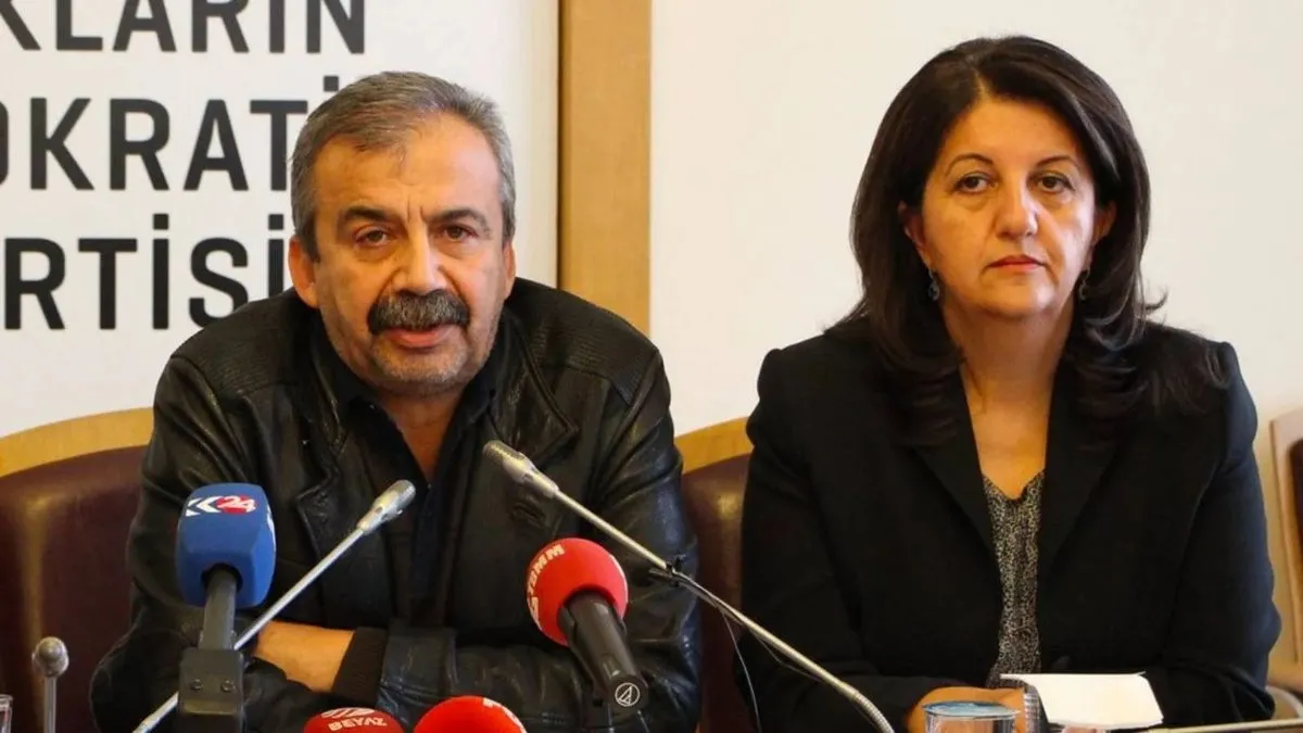 SON DAKİKA | DEM Parti heyeti İmralı'da PKK elebaşı Öcalan ile görüştü