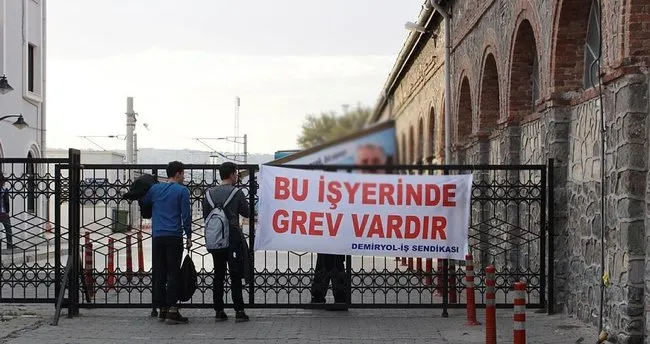 İzmir metrosunda grev vatandaşı isyan ettirdi