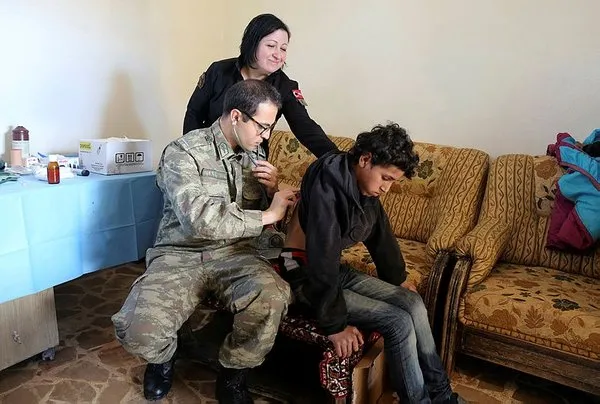 Teröristlerden arındırılan Cinderes'e Türk Kızılayı hayat oluyor