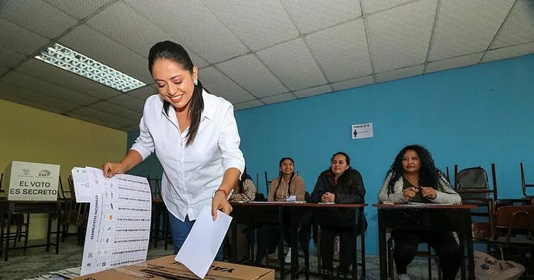 Ekvador’da başkanlık seçimleri ikinci tura kaldı