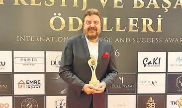 Yazarımıza onur ödülü