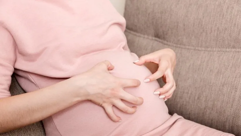 Hamilelerin yaşadığı kaşıntıya dikkat! Karaciğerin alarmı olabilir