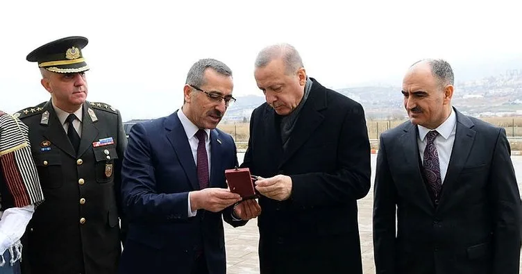 Erdoğan, Kahramanmaraş Büyükşehir Belediyesini ziyaret etti