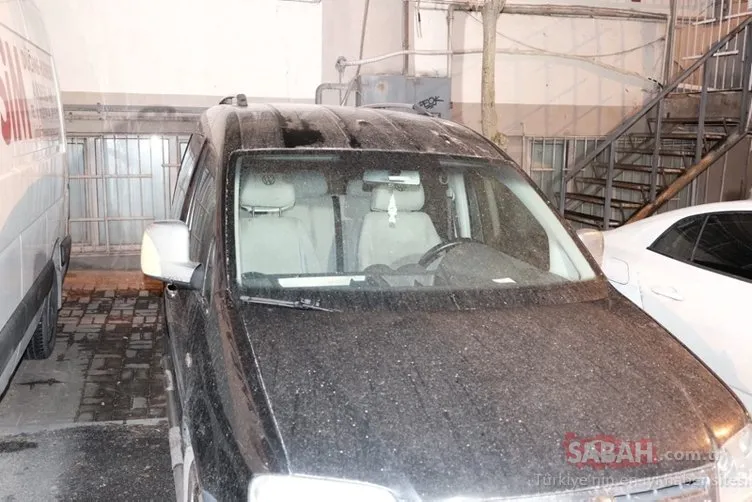 Son dakika: İstanbul’a çamur yağdı! Sürücüler soluğu yıkamacılarda aldı...
