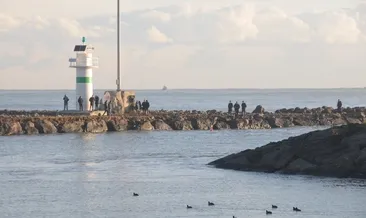 Denize düşen 2 gençten haber alınamıyor