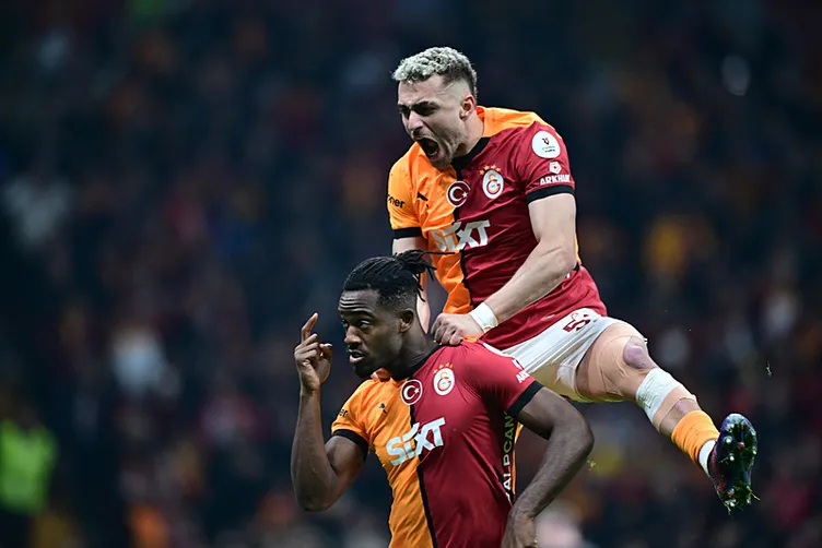 Son dakika haberleri: Galatasaray - Trabzonspor maçında olay pozisyon! Eren Elmalı’nın topu dışarıdan mı geldi? Uğurcan - Mendy gerginliğİ...