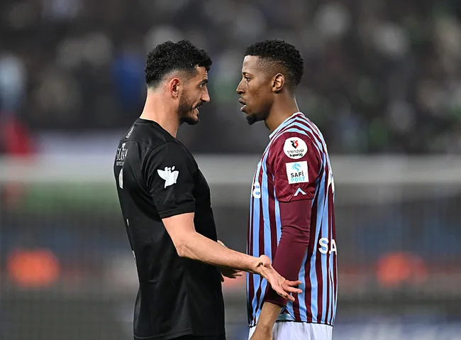 son-dakika-haberi-karadeniz-derbisinde-kazanan-trabzonspor-1744568068965.jpeg