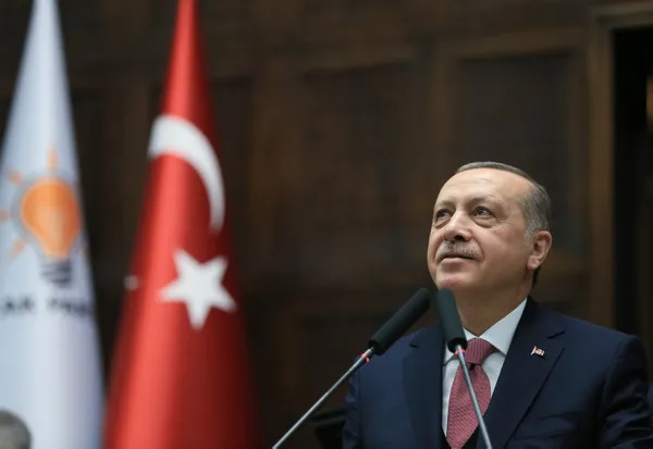 son-dakika-baskan-recep-tayyip-erdogan-ne-aciklayacak-yeni-anayasa-mi-geliyor-ak-parti-grup-toplantisina-saatl-1664951512637.jpg SON DAKİKA: Başkan Recep Tayyip Erdoğan ne açıklayacak? Yeni anayasa mı geliyor?