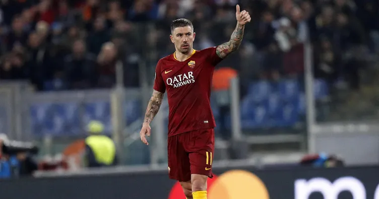 Fenerbahçe, Aleksandar Kolarov transferini bitirdi