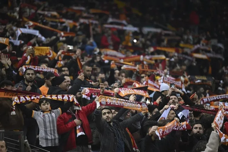 Son dakika Galatasaray haberleri: Galatasaray - Ankaragücü maçında akıllara durgunluk veren pozisyon! Emre Kılınç’ın kaçırdığı gol olay oldu…