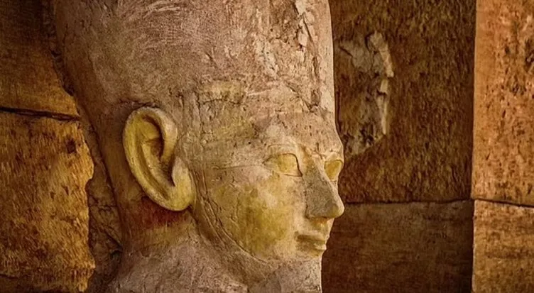Mısır’da çığır açan keşif: Altın dilli mumya! Nedeni bir hayli ilginç