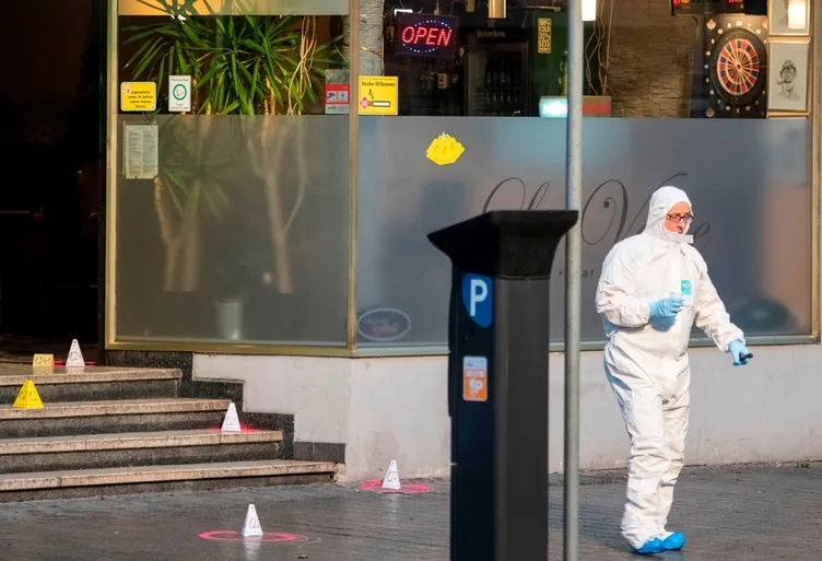 Hanau'daki ırkçı saldırıdan son dakika haberi: Saldırgan önce annesini öldürdü sonra...