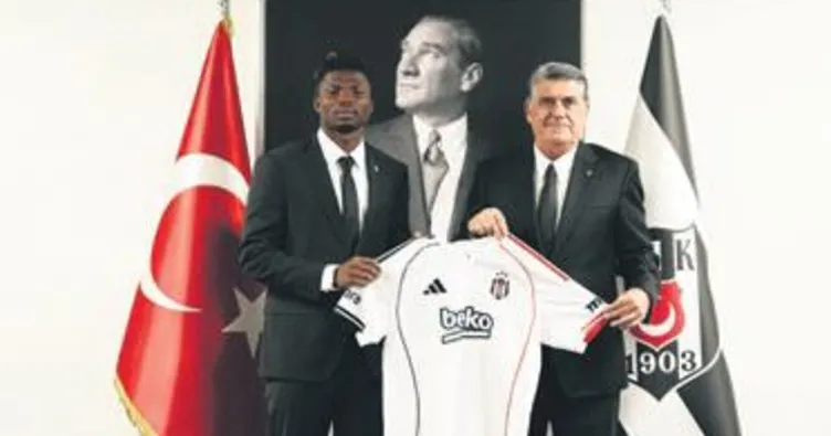 El Bilal Toure imzaladı