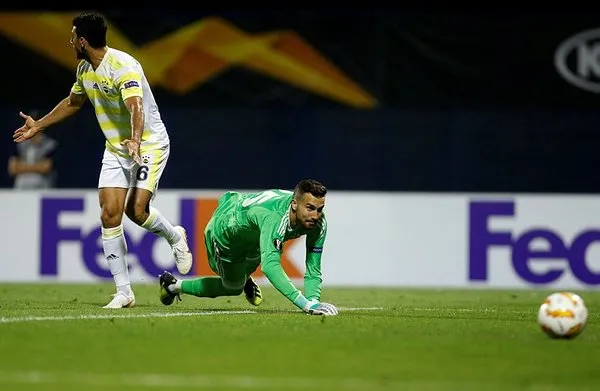 Fenerbahçe'ye sürpriz kaleci! Transferde gündem Fabri...