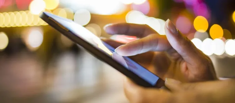 Eski akıllı telefonu satmadan veya birine vermeden önce yapılması gerekenler