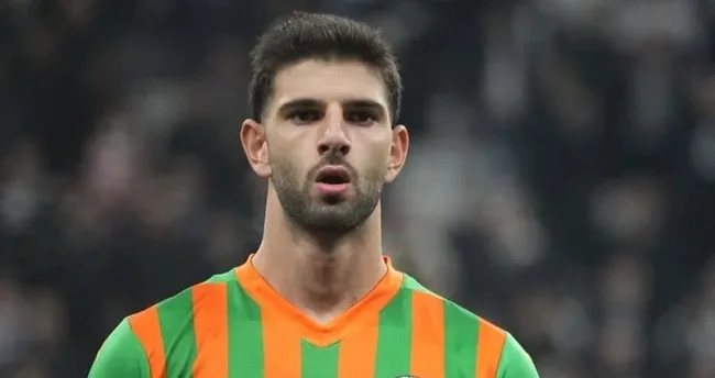 Beşiktaş, Ümit Akdağ’ı resmen açıkladı! UEFA listesine dahil edildi...