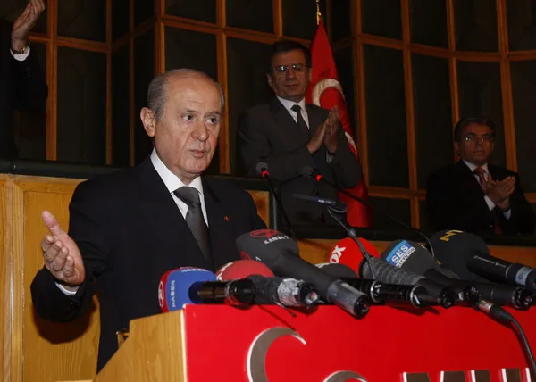 Bahçeli 'İrtica ile Mücadele Eylem Planı'nı eleştirdi