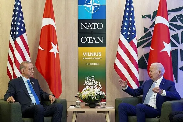 son-dakika-baskan-erdogan-nato-liderler-zirvesi-donusu-ucakta-gazetecilerin-sorularini-yanitladi-1689241780822.jpg