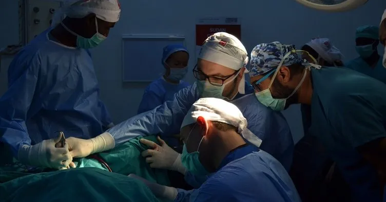 Yeryüzü Doktorları, Sudan’da 51 ameliyat gerçekleştirdi