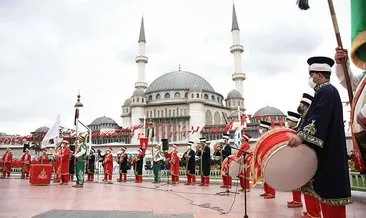 İstanbul’un kurtuluşu törenlerle kutlandı #istanbul